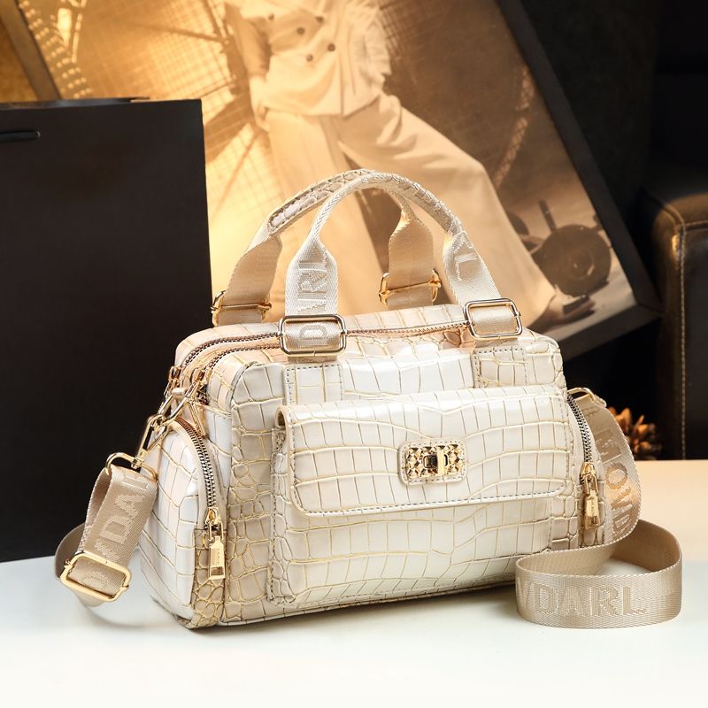 Lüks Tasarımcı Marka Yeni Yüks - Luxury Bags For Women Sale incelemesi ve fiyatı