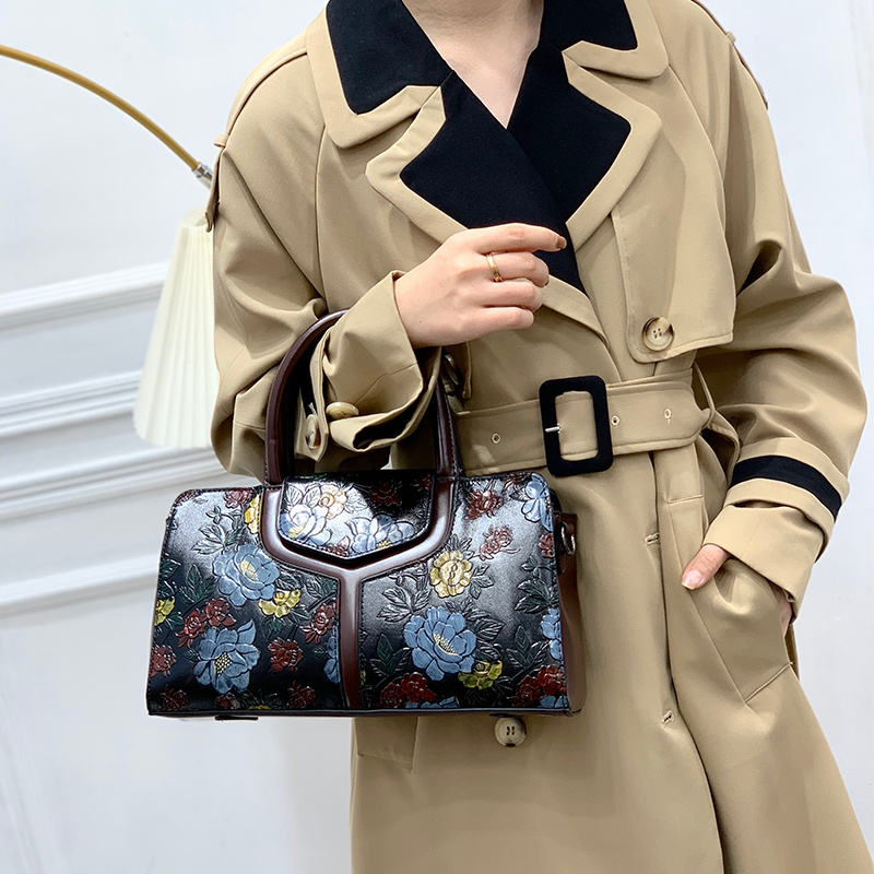 Vintage Çiçek Kabartmalı Bosto - Luxury Bags Vegan Leather incelemesi ve fiyatı