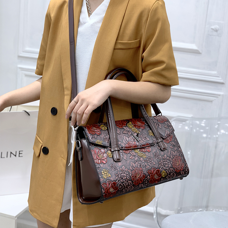 Vintage 3D Kabartmalı Çiçek Ça - Luxury Bags Vegan Leather incelemesi ve fiyatı