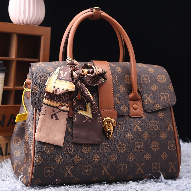 Hafif lüks marka kadın çantası - Luxury Bags Reseller incelemesi ve fiyatı