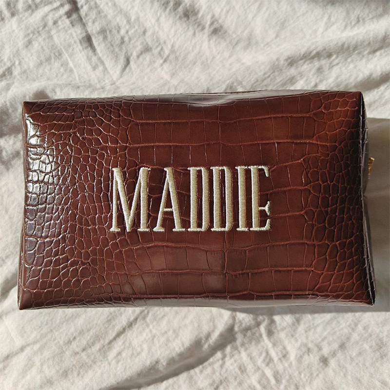İşlemeli Croc Makyaj Çantası K - Luxury Bags Vegan Leather incelemesi ve fiyatı